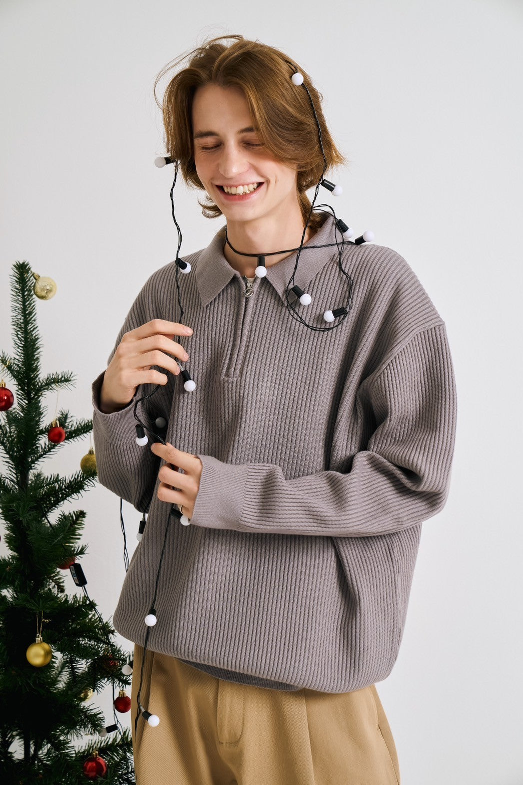 KINS | ZIP COLLAR SWEATER KN122