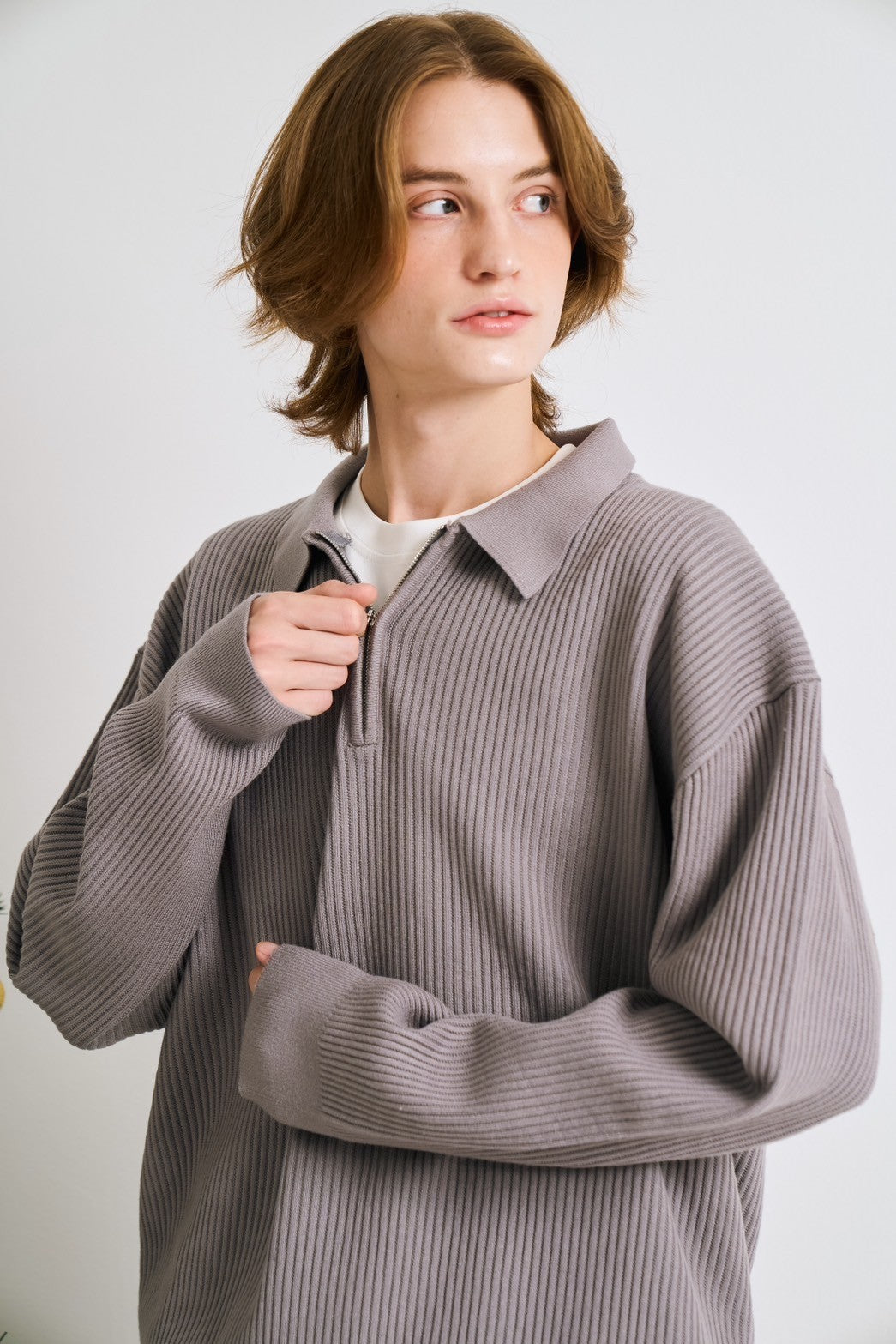 KINS | ZIP COLLAR SWEATER KN122