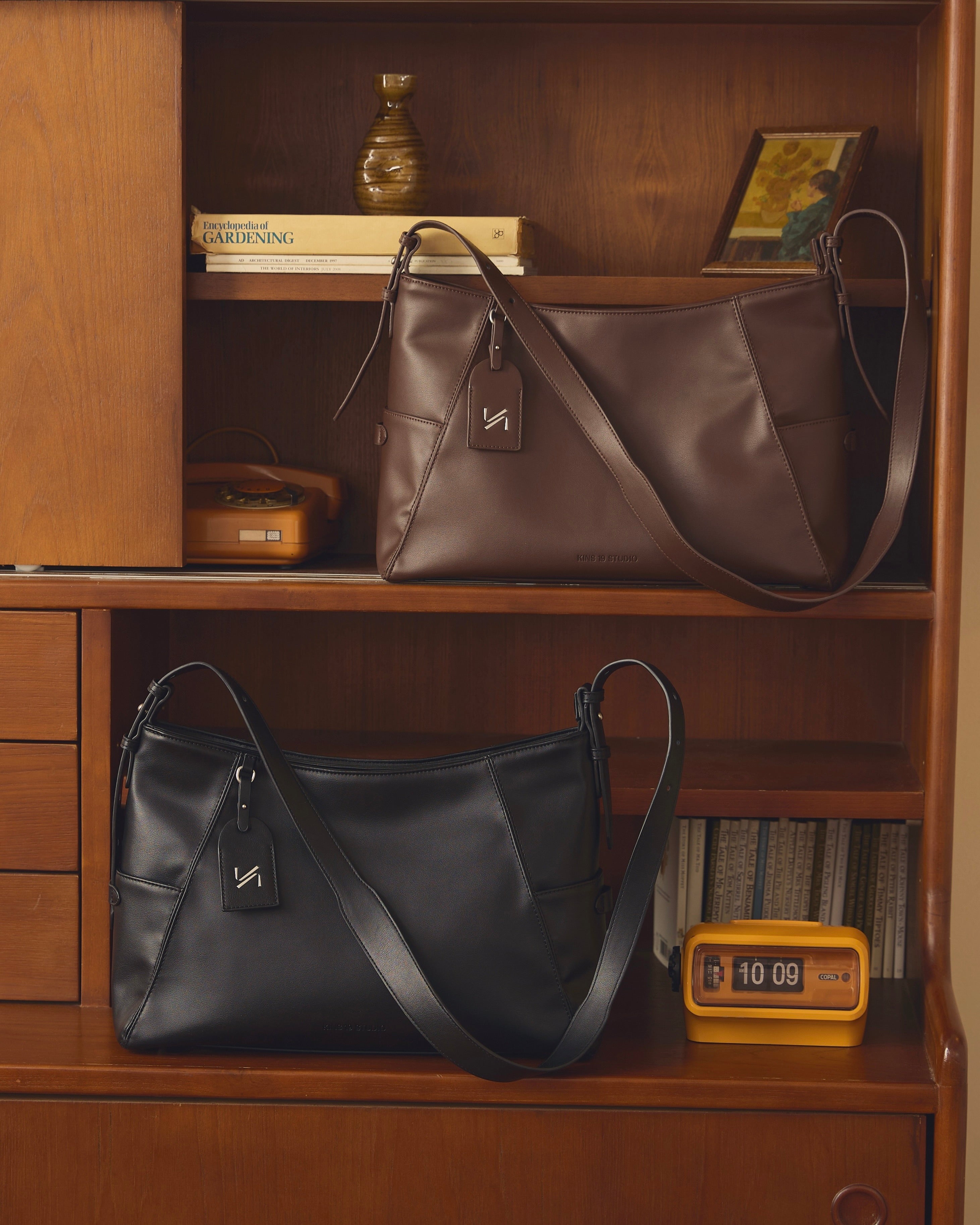 KINS Daily Glow Tote Bag [KPB01]