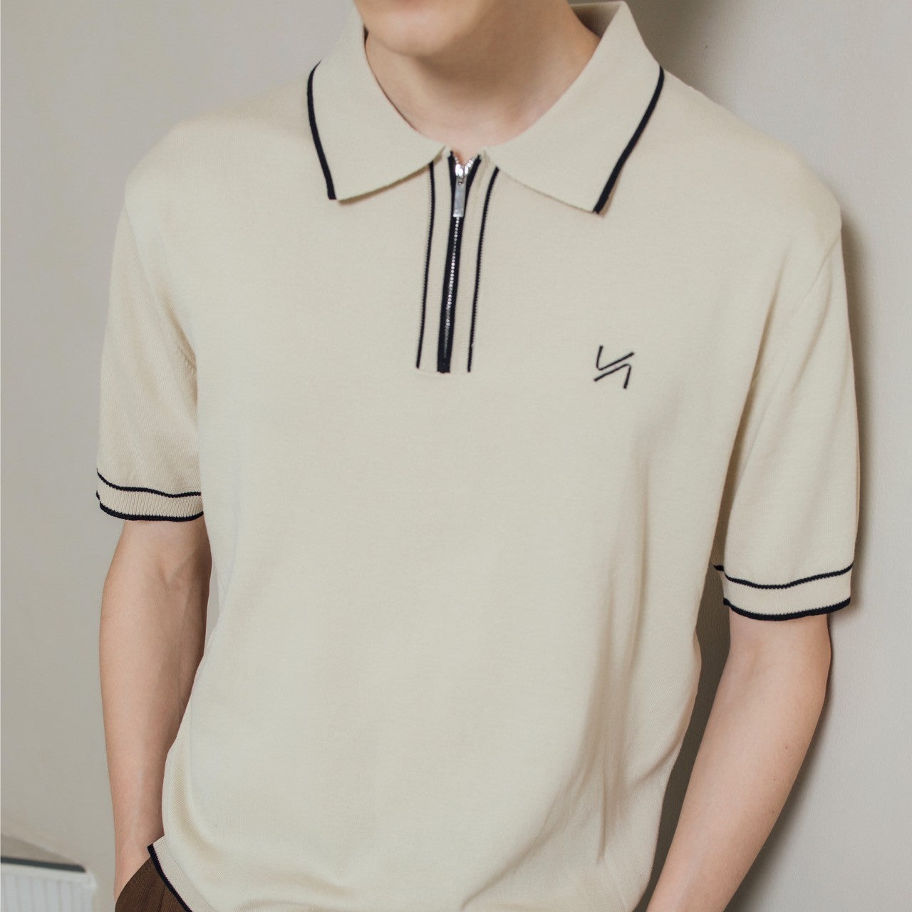 Color: Cream