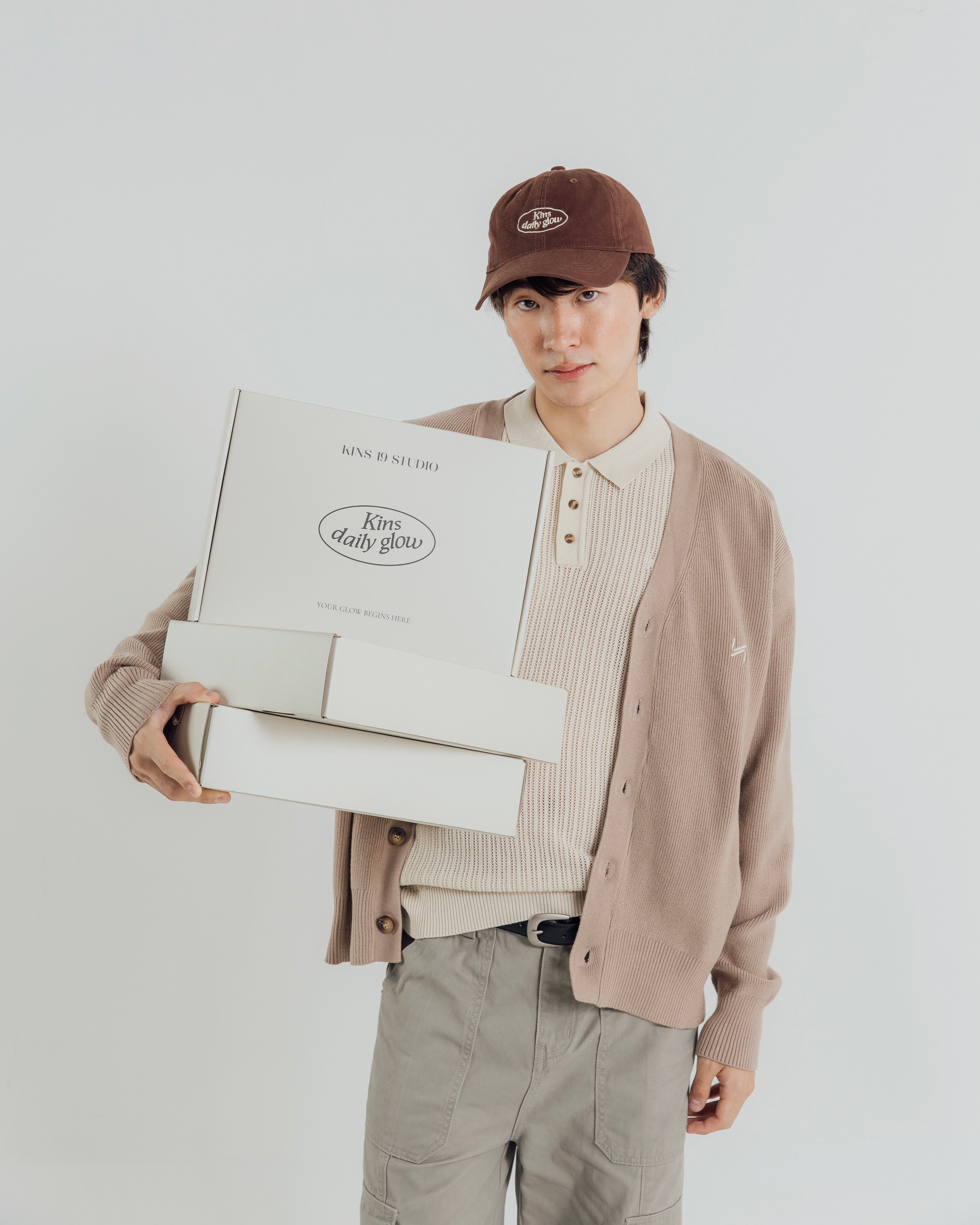 KINS 19 STUDIO |  DAILY GLOW CAP  [KNH01]