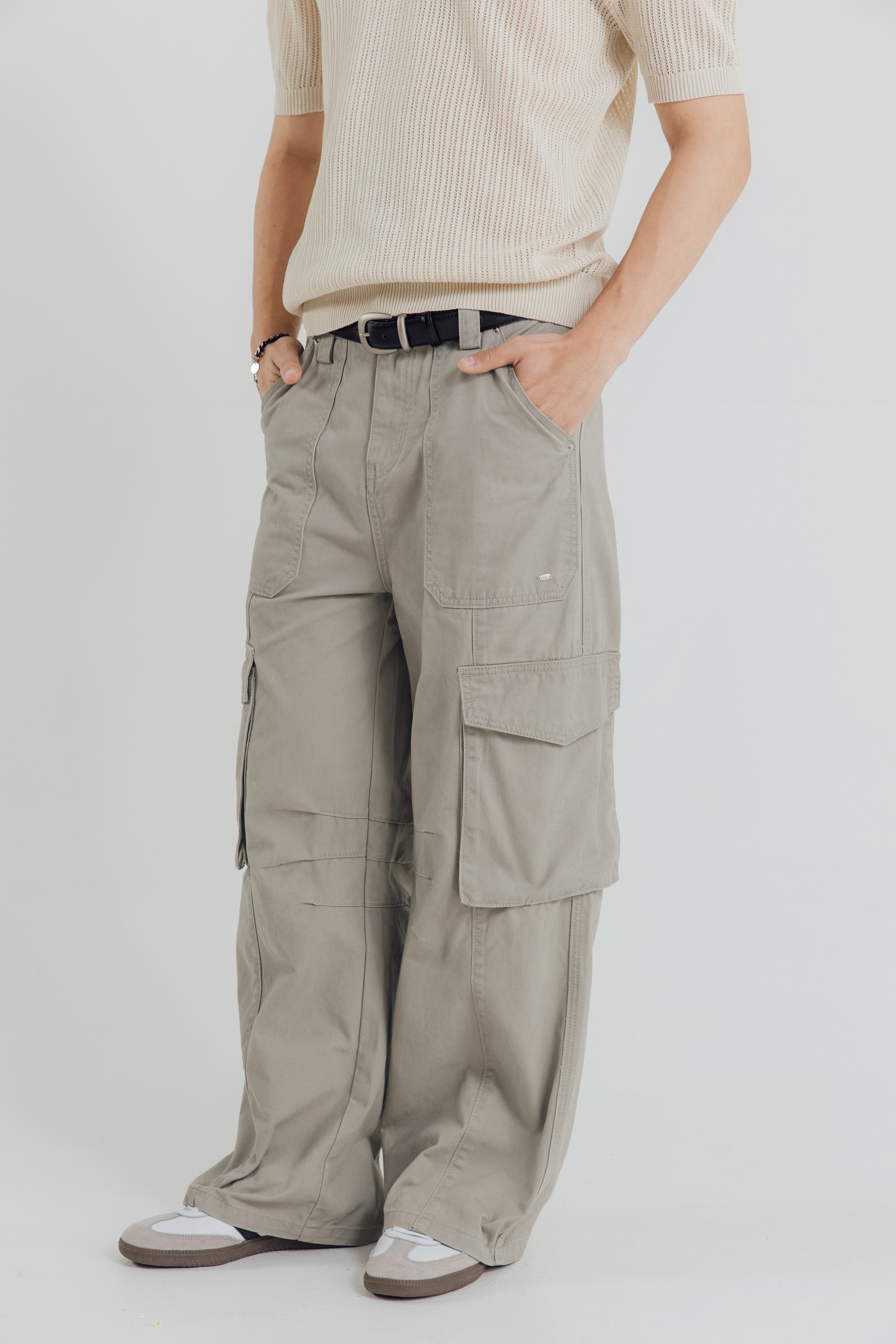 KINS 19 STUDIO |  LOOSE-FIT CARGO PANTS  [F117]