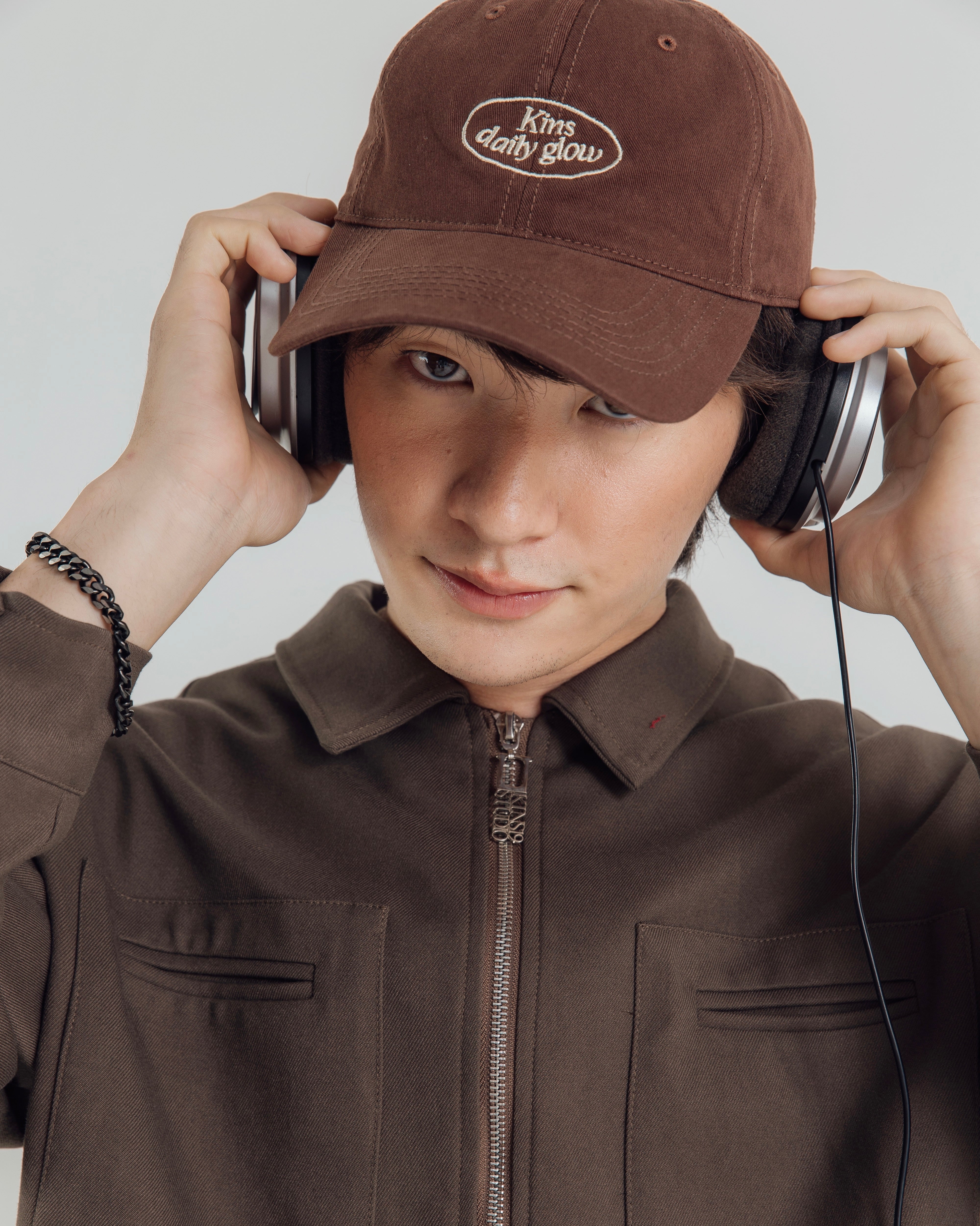 KINS 19 STUDIO |  DAILY GLOW CAP  [KNH01]