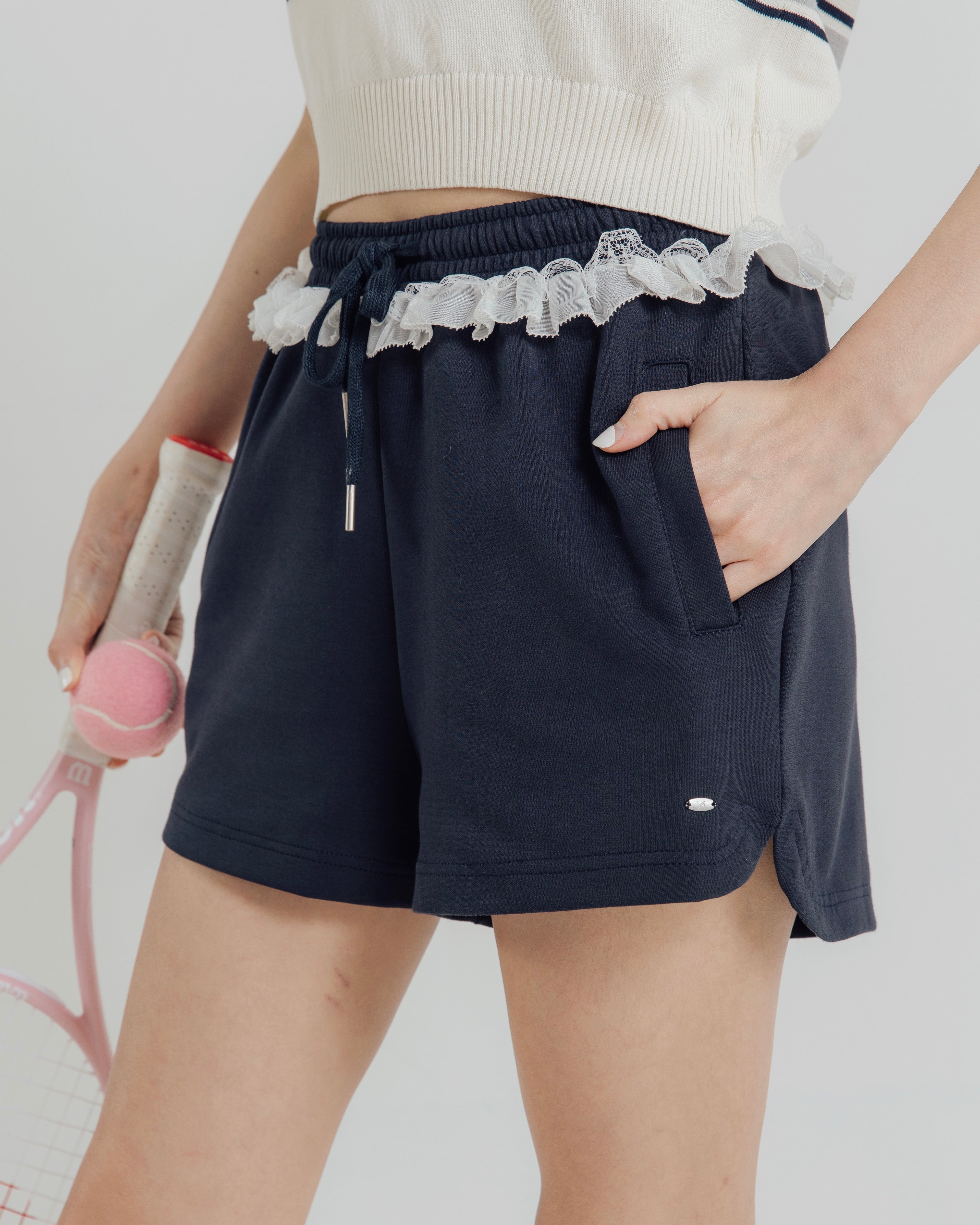 KINS 19 STUDIO |  DAILY GLOWLACE  SHORTS [K017]