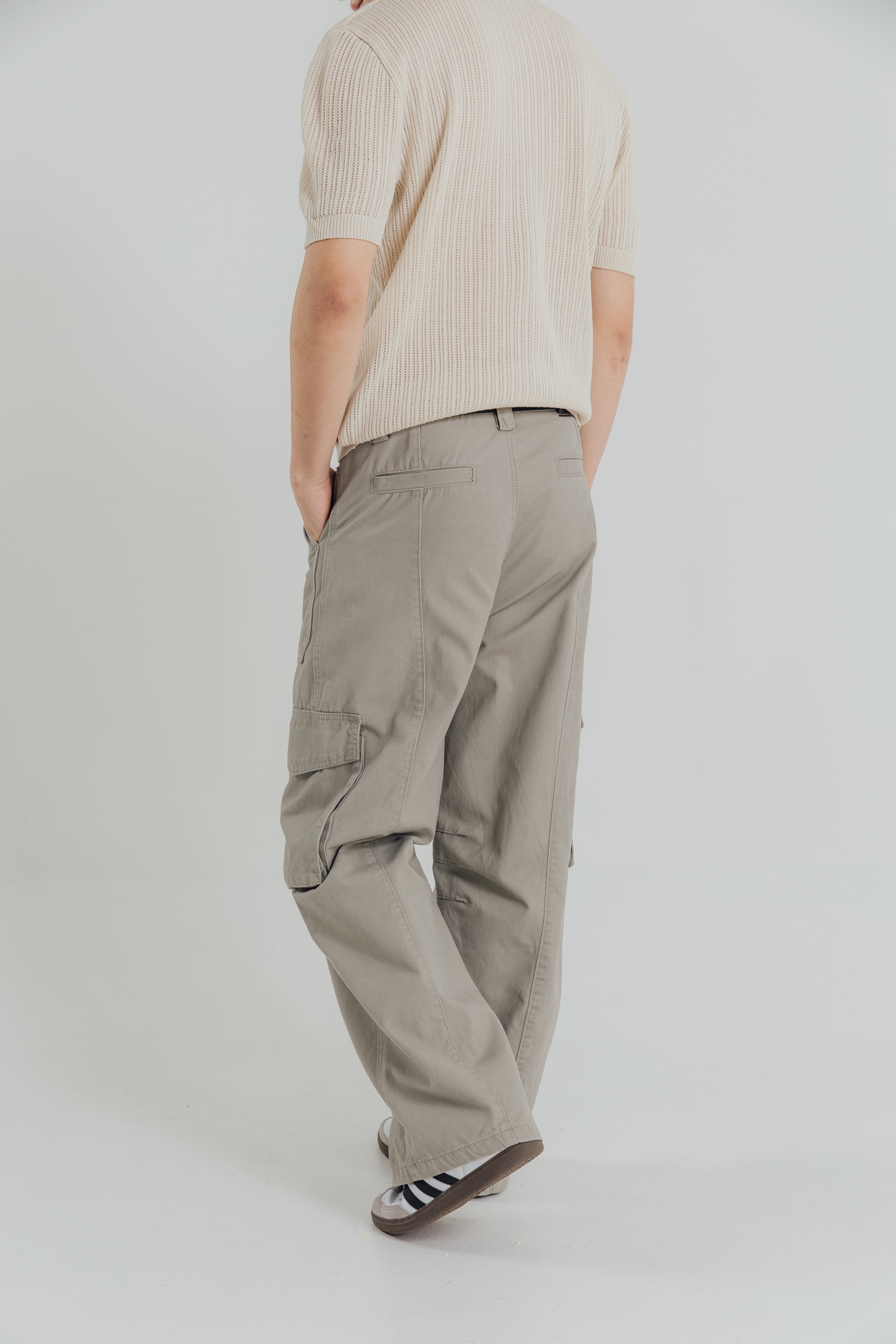 KINS 19 STUDIO |  LOOSE-FIT CARGO PANTS  [F117]