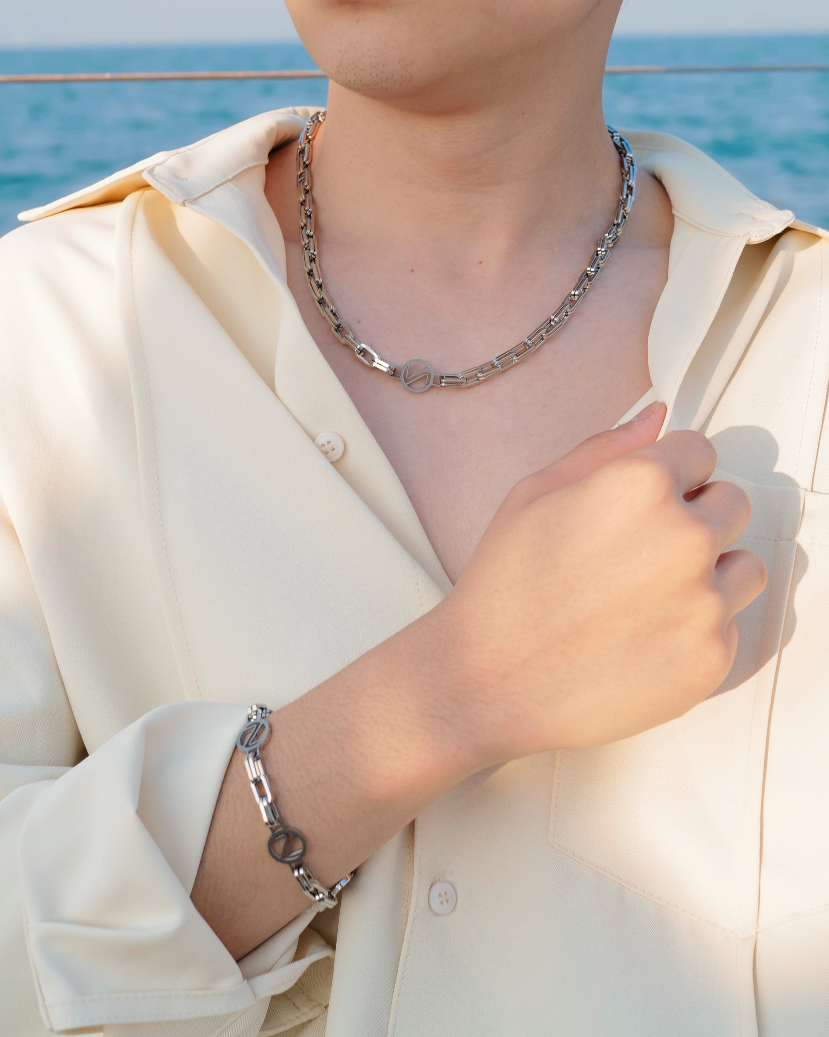 KINS BRACELET สร้อยข้อมือสแตนเลส Accessories กำไลข้อมือ ของขวัญวาเลนไทน์ [KBL04]