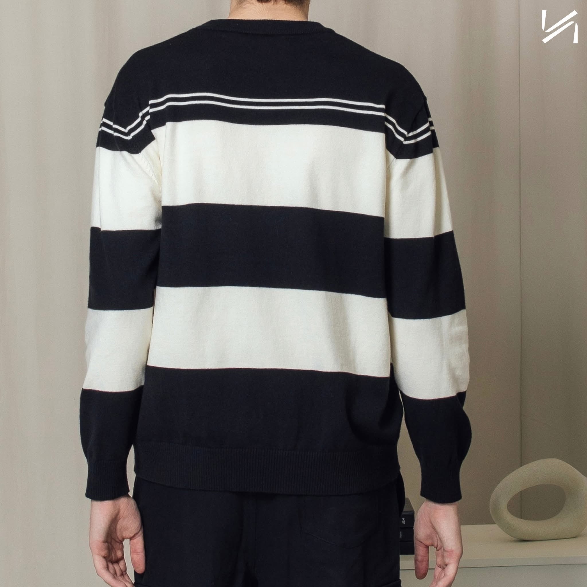 KINS | SWEATER KN121