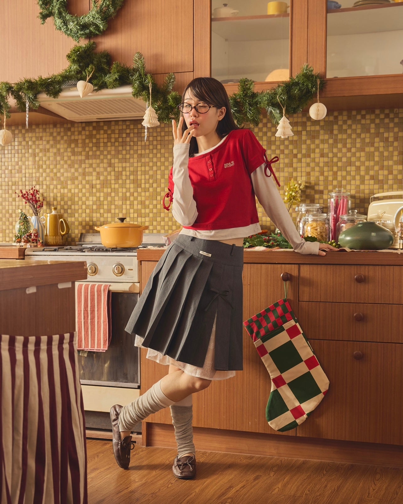 KINS 19 STUDIO | KINS Ribbon Sleeve Henley Top [KN143]