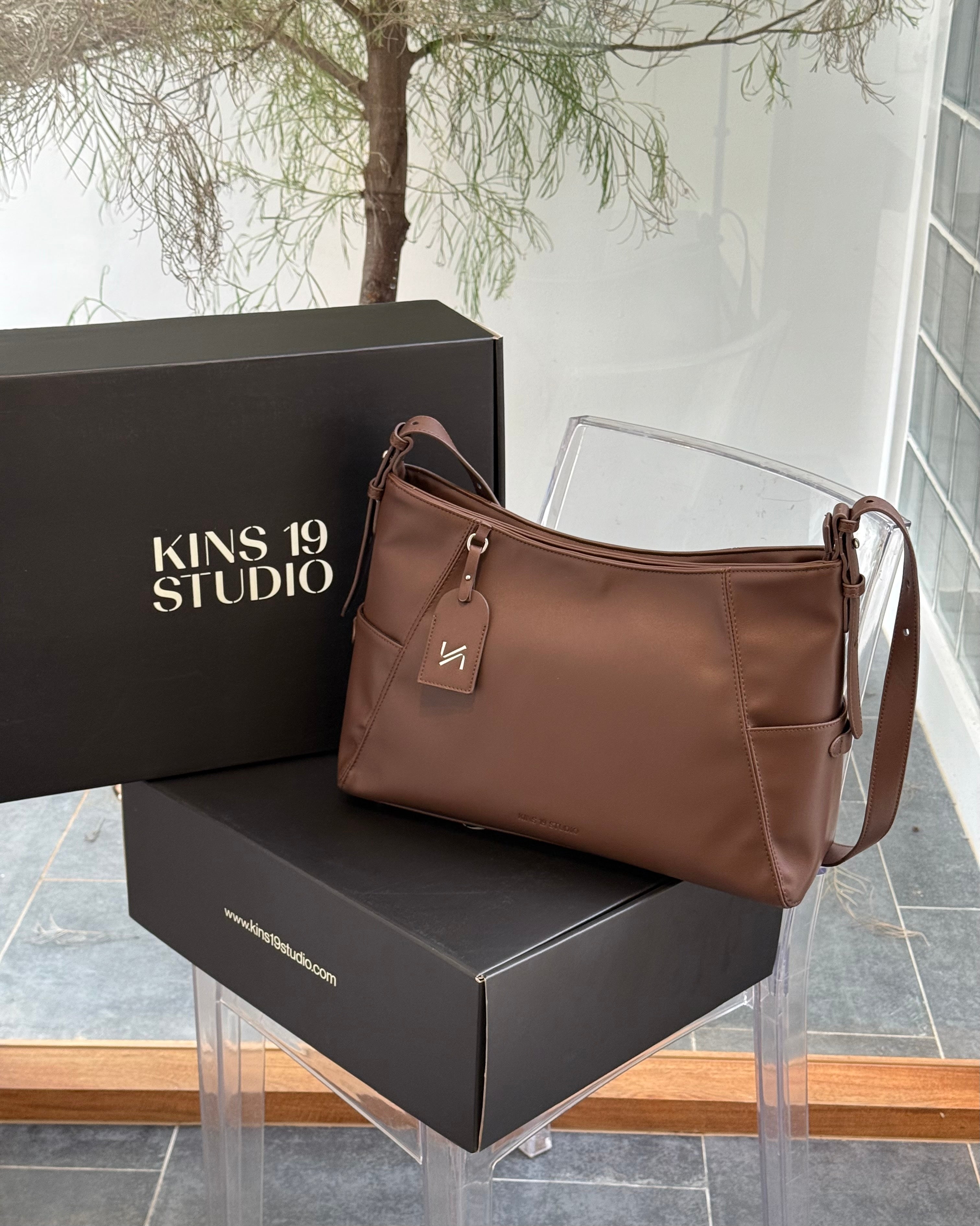 KINS Daily Glow Tote Bag [KPB01]