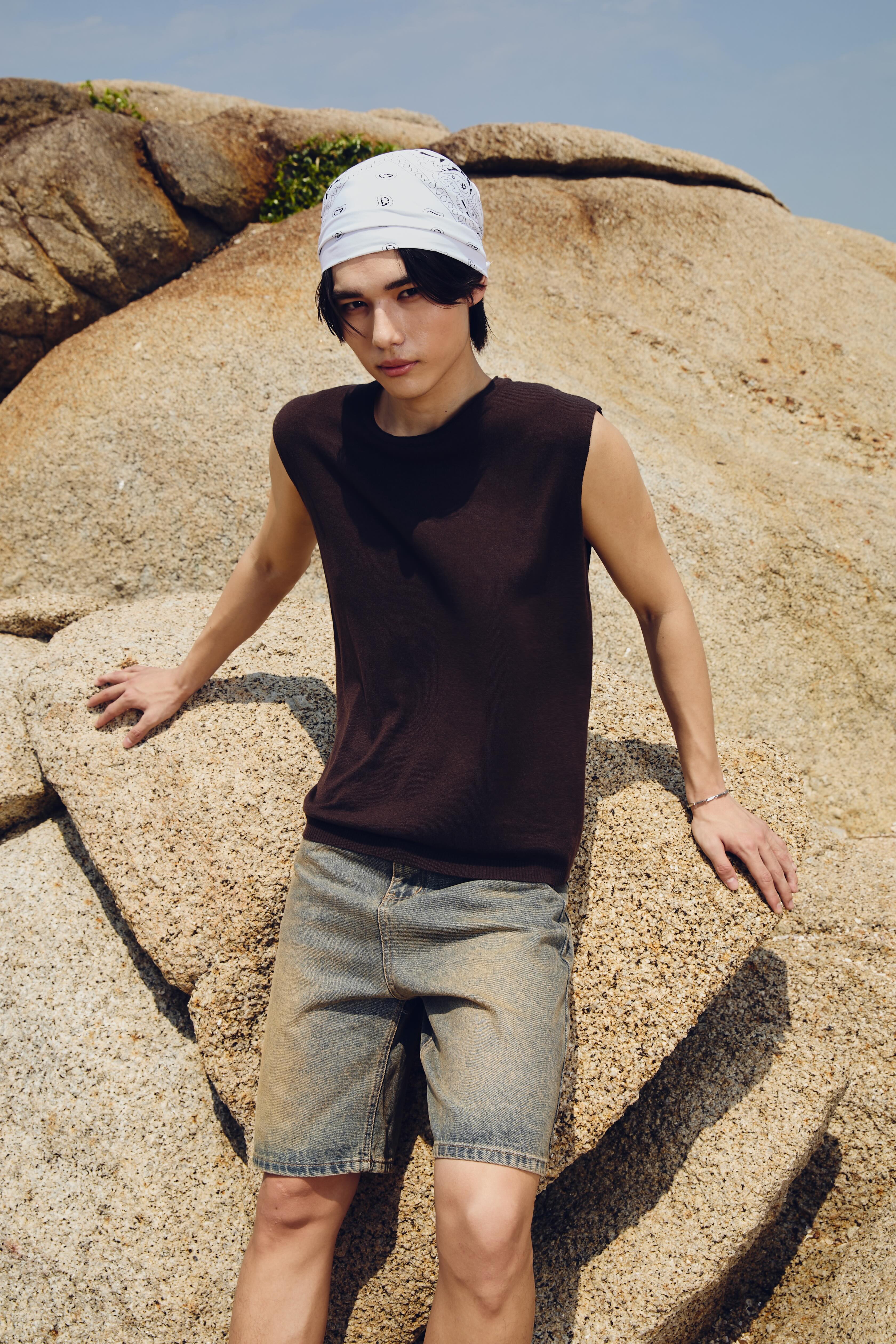 KINS Sleeveless Relaxed Tee [KS22]