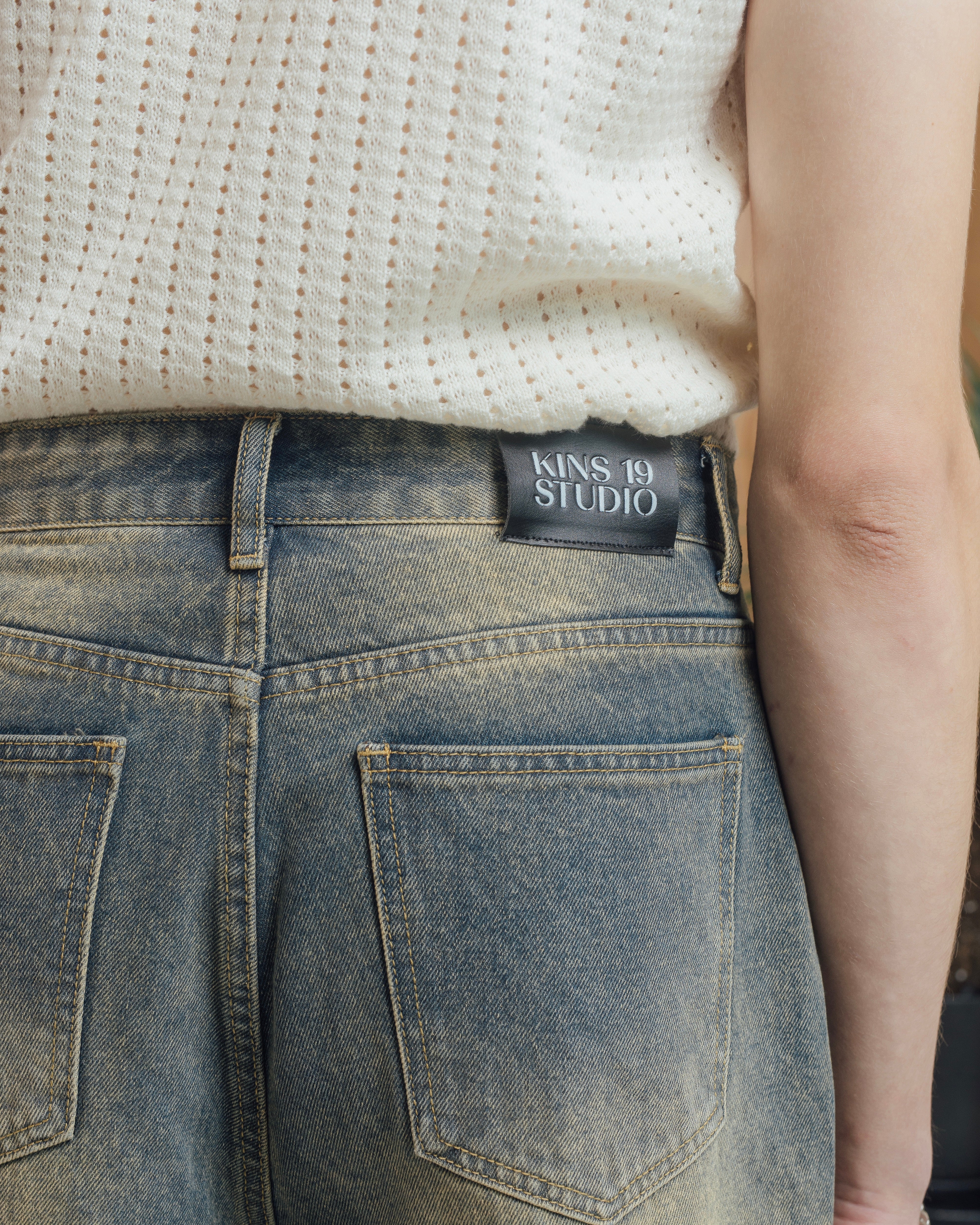 KINS 19 STUDIO | DAILY GLOW WIDE DENIM [F114]